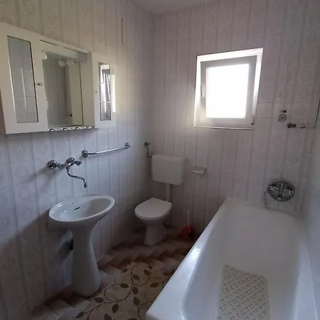 Poldan Супетарска-Драга